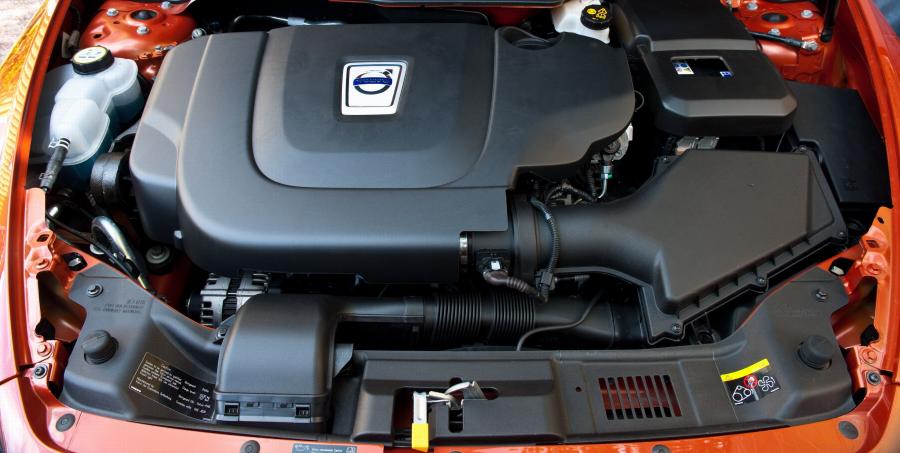  Volvo S40 2008 года  (фото 2 из 105)